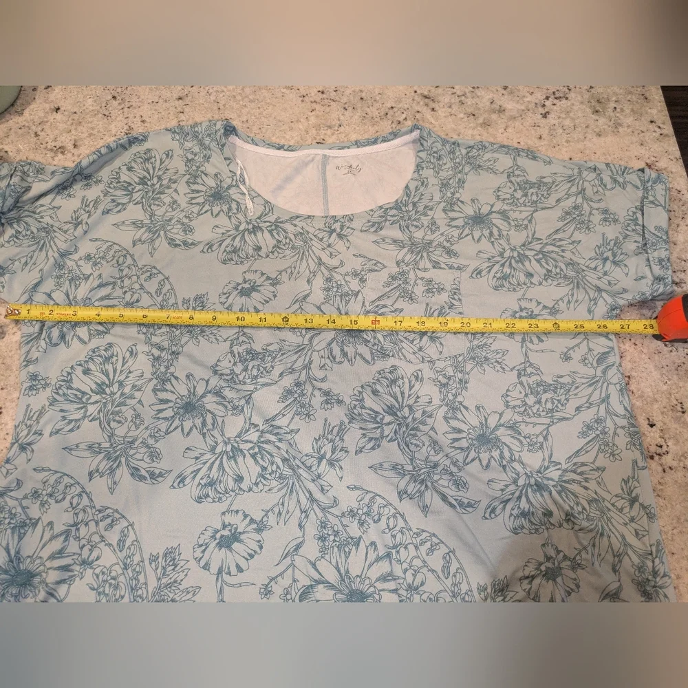 Wonderly Studio Floral Short Sleeve Top | 2X - Picture 5 of 8